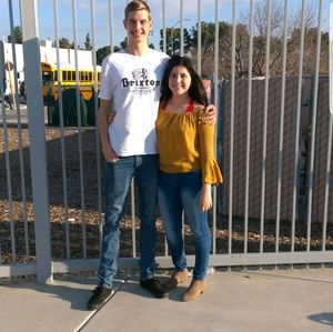 Meet your Posher, Kenneth